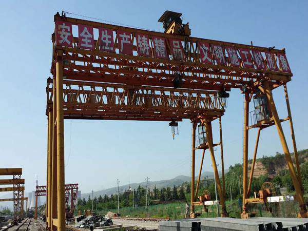 龍門吊生產(chǎn)廠家