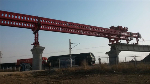 公鐵兩用架橋機7